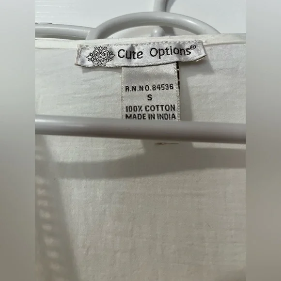 Fun, flowy blouse - Picture 3 of 3